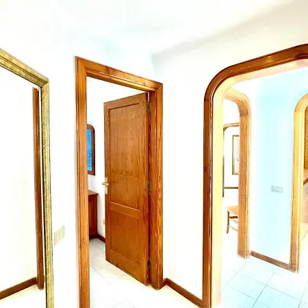 Nudist With Two Bedrooms And Sea View In Lanzarote *