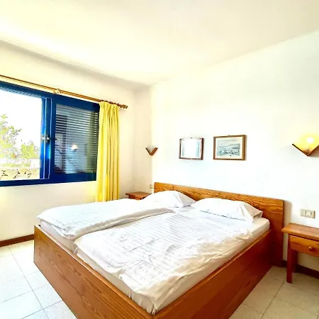 Nudist With Two Bedrooms And Sea View In Lanzarote