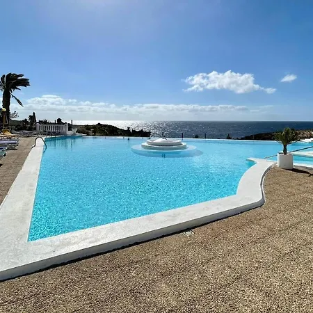 Nudist With Two Bedrooms And Sea View In Lanzarote تشاركو ديل بالو