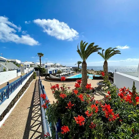 Nudist With Two Bedrooms And Sea View In Lanzarote تشاركو ديل بالو