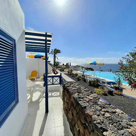 Nudist With Two Bedrooms And Sea View In Lanzarote Apartman